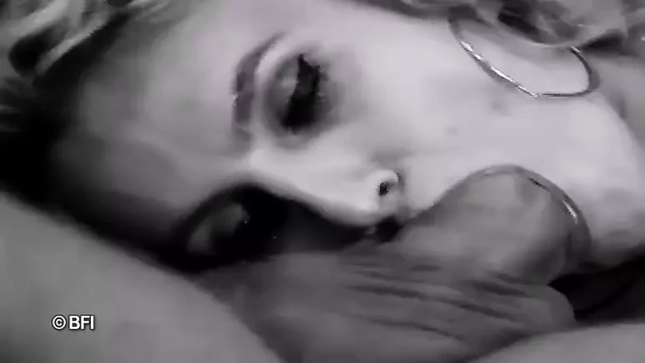 Seksi lolita götü zenciye teslim etmiş